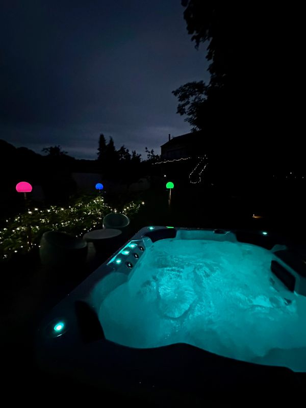 Hot tub